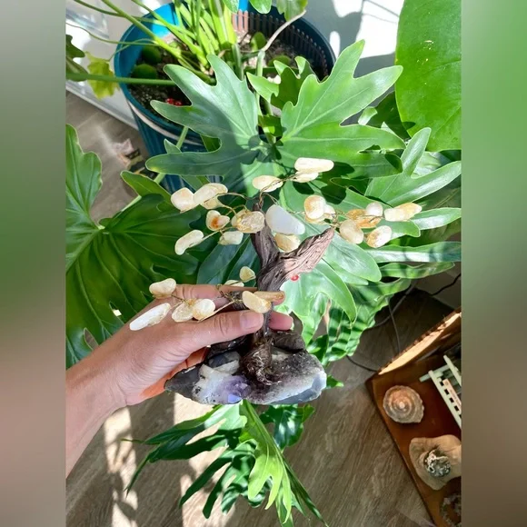 Citrine & Amethyst Tree - Picture 6 of 9